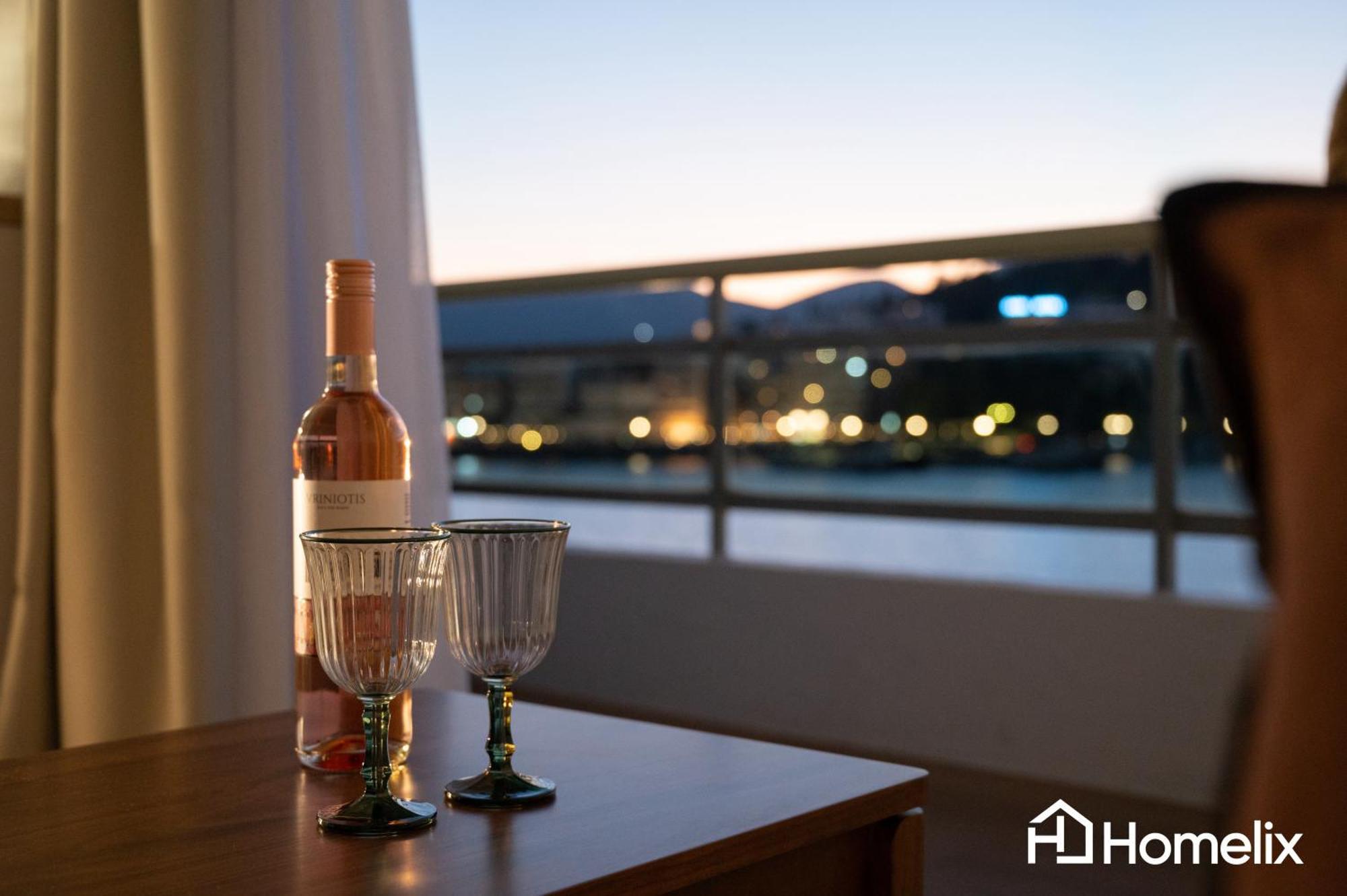 Amaya - Sea View Suites Chalkís Kültér fotó